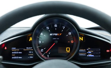 McLaren 675LT 16