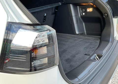 Suzuki S-Cross MOTION 19