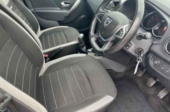 Dacia Logan STEPWAY COMFORT 1.0 TCE ESTATE 23
