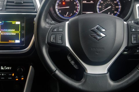 Suzuki SX4 S-Cross SZ-T BOOSTERJET MHEV 18