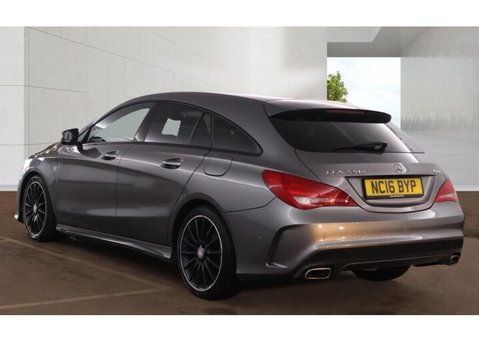 Mercedes-Benz CLA Class 2.1 CLA220d AMG Sport Shooting Brake 5dr Diesel 7G-DCT 4MATIC Euro 6 (s/s) 3