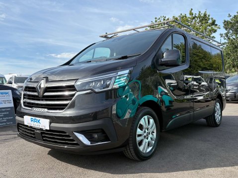 Renault Trafic 2.0 dCi Blue SL28 Sport Panel Van 5dr Diesel Manual L1 H1 Euro 6 (s/s) (130 33