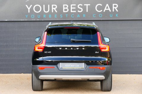 Volvo XC40 2.0 XC40 Inscription Pro B4 MHEV Auto 5dr 33
