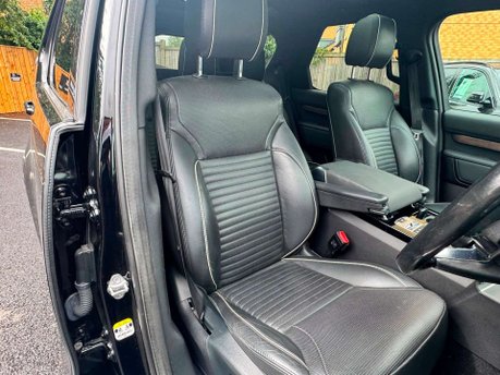 Land Rover Discovery 2.0 Discovery HSE SD4 Auto 4WD 5dr 4