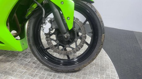 Kawasaki Ninja 2011 29K RUNNING PROJECT BIKE SPARES OR REPAIR 250CC SPORT 15