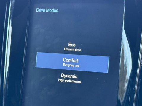 Volvo V60 2.0 D4 R-Design Euro 6 (s/s) 5dr 38