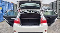 Toyota Auris 1.8 VVT-h T Spirit Hatchback 5dr Petrol Hybrid CVT Euro 5 (s/s) (136 ps) 31