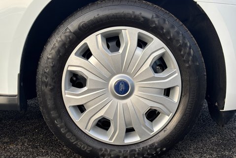 Ford Transit Connect 200 L1 Trend 100 ps Panel Van - Air Con 27