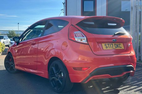 Ford Fiesta 1.6T EcoBoost ST-3 Hatchback 3dr Petrol Manual Euro 6 (182 ps) 14
