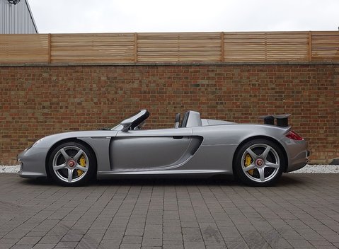 Porsche Carrera GT 2