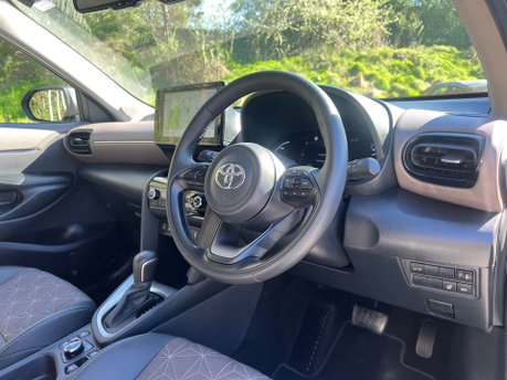 Toyota Yaris Cross 1.5 Yaris Cross Excel HEV 4x4 Auto 4WD 5dr 19