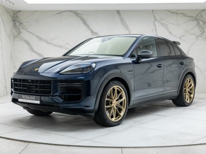 Porsche Cayenne TURBO E-HYBRID COUPE WITH GT PACKAGE