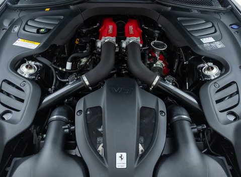 Ferrari GTC4 Lusso T 40