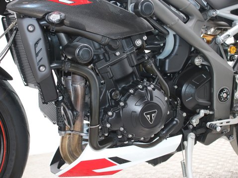 Triumph Speed Triple 1050 SPEED TRIPLE 1050 RS 23