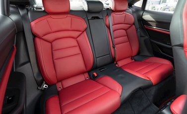 Porsche Taycan Turbo S 15