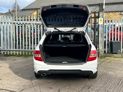 Mercedes-Benz C Class C250 CDI BLUEEFFICIENCY AMG SPORT PLUS 22