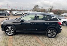 SEAT Arona 1.0 TSI XCELLENCE 5 DOOR 10