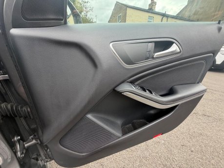 Mercedes-Benz A Class A 180 D SPORT PREMIUM 13