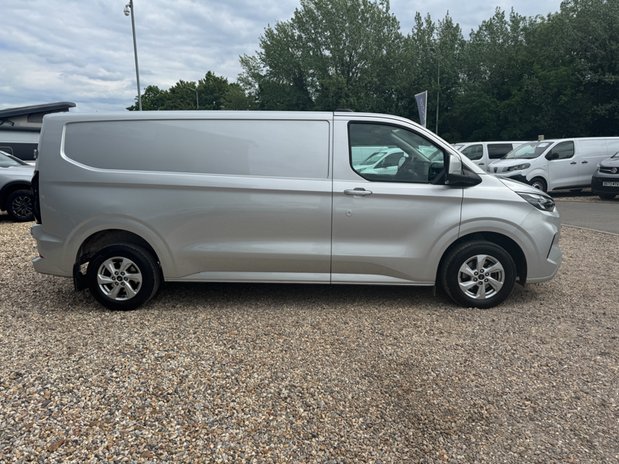 Ford Transit Custom LWB L2H1 Low Roof Limited 300 Air Con Alloys Camera Sensors EURO 6 5
