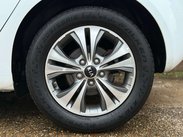 Kia Venga 1.6 Venga 3 ISG 5dr 26