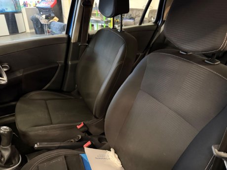 Renault Clio 1.5 dCi Dynamique Sport Tourer Euro 4 5dr 22