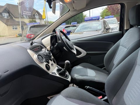 Ford Ka 1.2 Zetec Euro 5 (s/s) 3dr 36