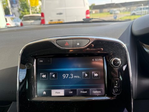 Renault Clio 1.5 dCi Dynamique S MediaNav Euro 5 (s/s) 5dr 28