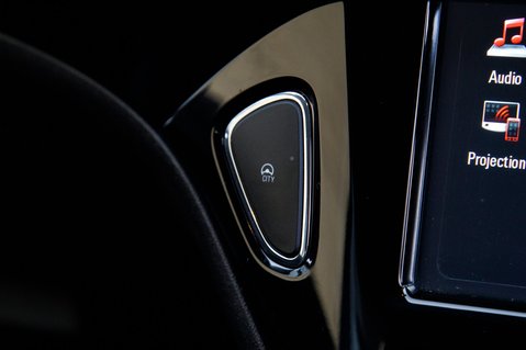 Vauxhall Corsa SRI NAV 31