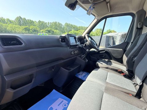 Nissan Interstar 2.3 Interstar Tekna dCi 10