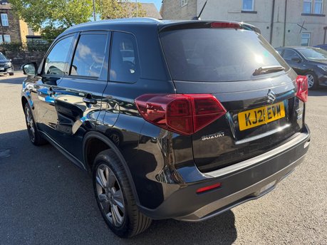 Suzuki Vitara SZ-T BOOSTERJET MHEV 8