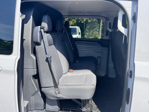 Ford Transit Custom 2.0 320 EcoBlue Limited Crew Van Auto L2 H1 Euro 6 (s/s) 5dr 24