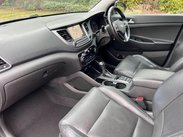 Hyundai TUCSON 2.0 CRDi Premium Auto 4WD Euro 6 5dr 79