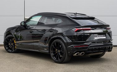 Lamborghini Urus S 4