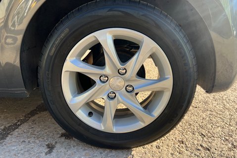 Peugeot 208 ACTIVE - PART EXCHANGE TO CLEAR - MOT MAY 2027 -£20 ROAD TAX 44