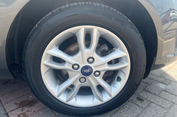 Ford Fiesta 1.25 ZETEC 17