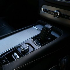 Volvo XC90 2.0 XC90 R-Design T8 Recharge AWD Auto 4WD 5dr 1