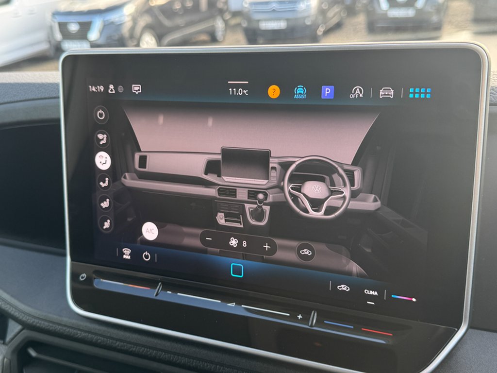 2024 Volkswagen Crafter LWB L3H2 High Roof Commerce Plus Cr35 Air Con Sensors EURO 6 — thumbnail 37 of 51
