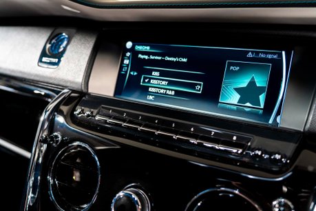 Rolls-Royce Cullinan V12. DYNAMIC PACKAGE. ACTIVE CRUISE. SHOOTING STAR HEADLINER. HUD 52