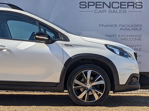 Peugeot 2008 PURETECH S/S GT LINE 5