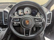 Porsche Cayenne 3.0 Cayenne V6 D Tiptronic S 4WD 5dr 64