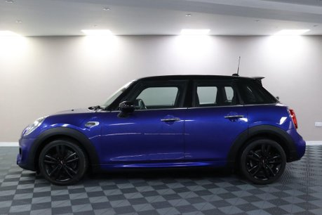 Mini Hatch COOPER SPORT 17