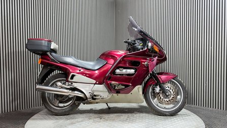 Honda ST 2000 42K PROJECT BIKE SPARES OR REPAIR SPORTS TOURER