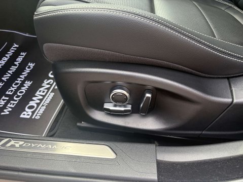 Jaguar XE 2.0 XE R-Dynamic S D Auto 4dr 40