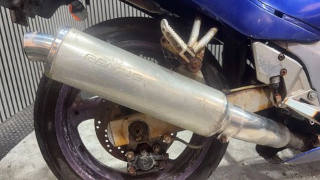 Suzuki RF 1994 RUNNING PROJECT BIKE CLASSIC SPARES OR REPAIR 600CC 15