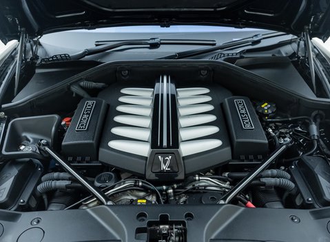 Rolls-Royce Wraith Black Badge 35