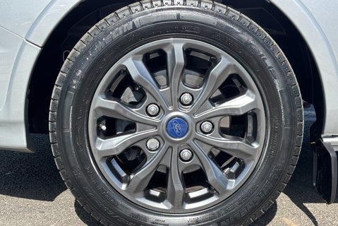 Ford Tourneo Custom 320 Titanium X L2 170 ps Automatic - 8 Seater 41