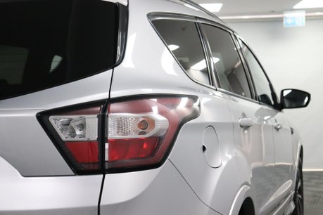 Ford Kuga ST-LINE TDCI 64