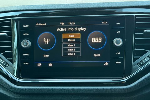 Volkswagen T-Roc R TSI 4MOTION DSG -CHEAPEST 'R' FOR SALE -FULL SERVICE HISTORY -HPI CLEAR 52