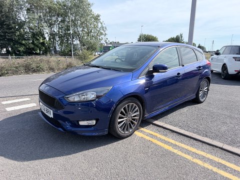 Ford Focus 1.0 ST-LINE NAVIGATION 1
