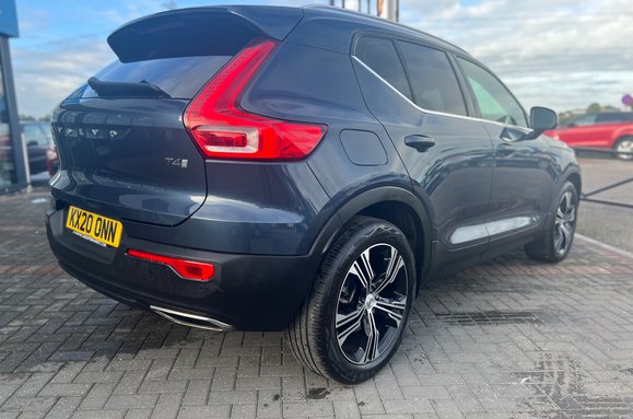 Volvo XC40 2.0 T4 INSCRIPTION PRO AUTO PETROL 10